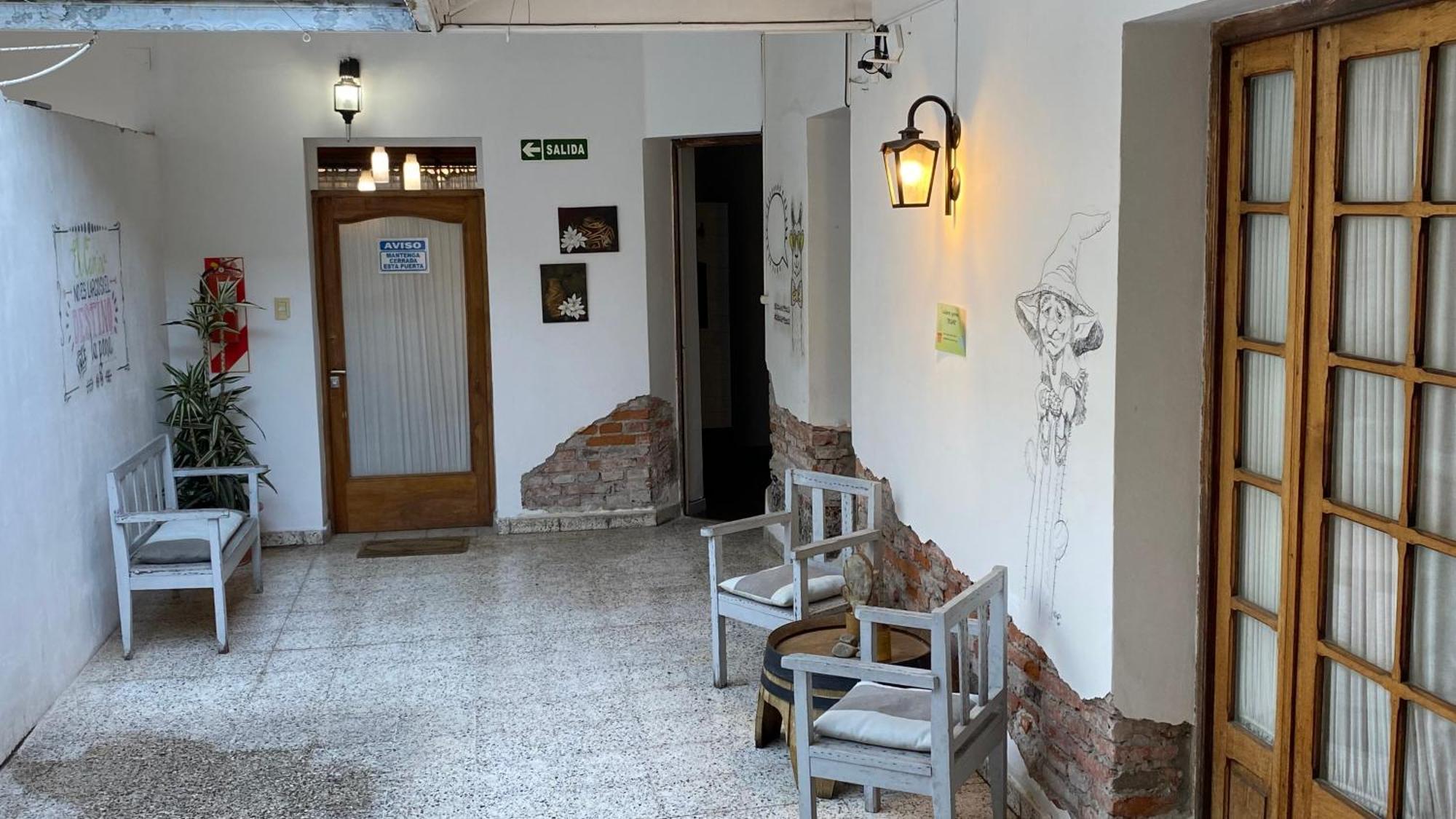 Alojamiento En El Centro De Salta - Casaguemessalta Exterior foto