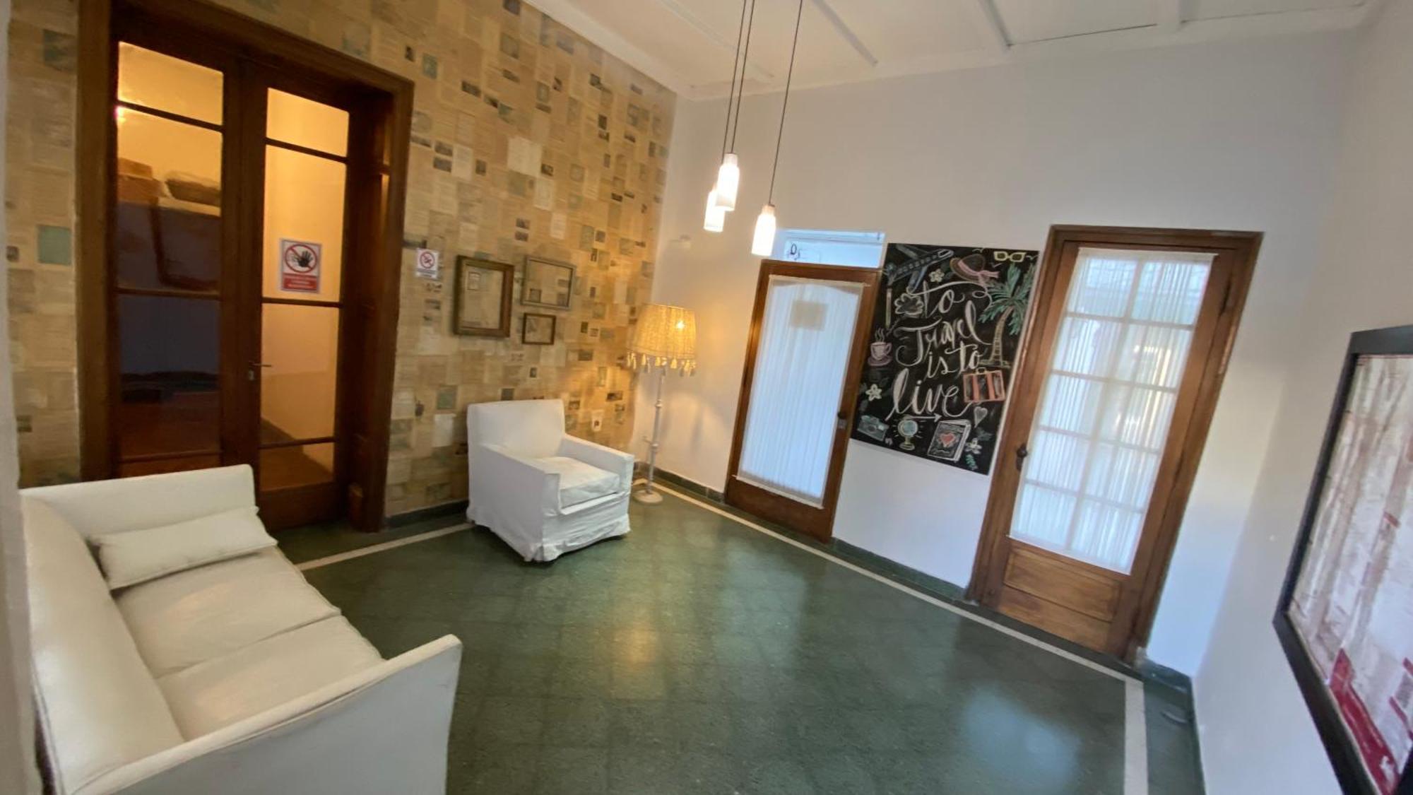 Alojamiento En El Centro De Salta - Casaguemessalta Exterior foto